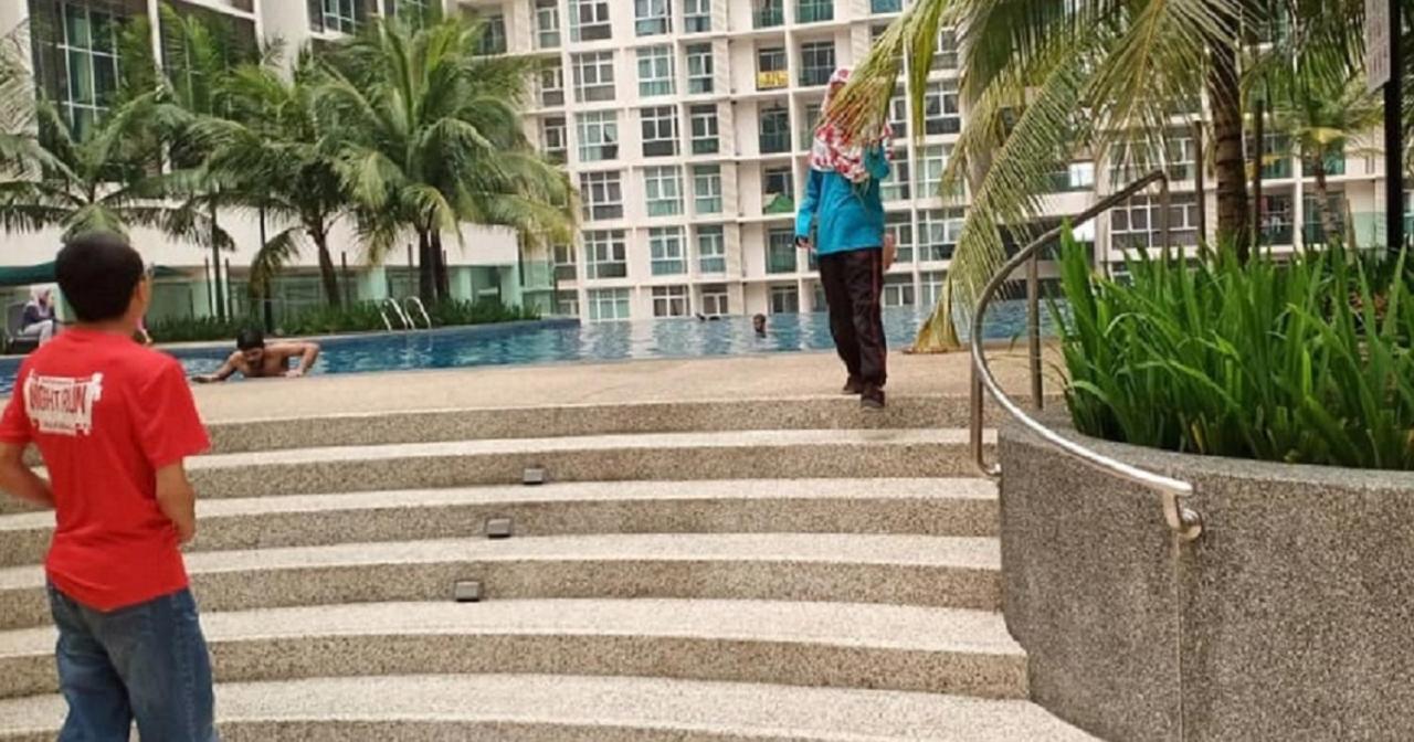 Cosy Corner Mutiara Walkin Distance To Hospital Apartemen